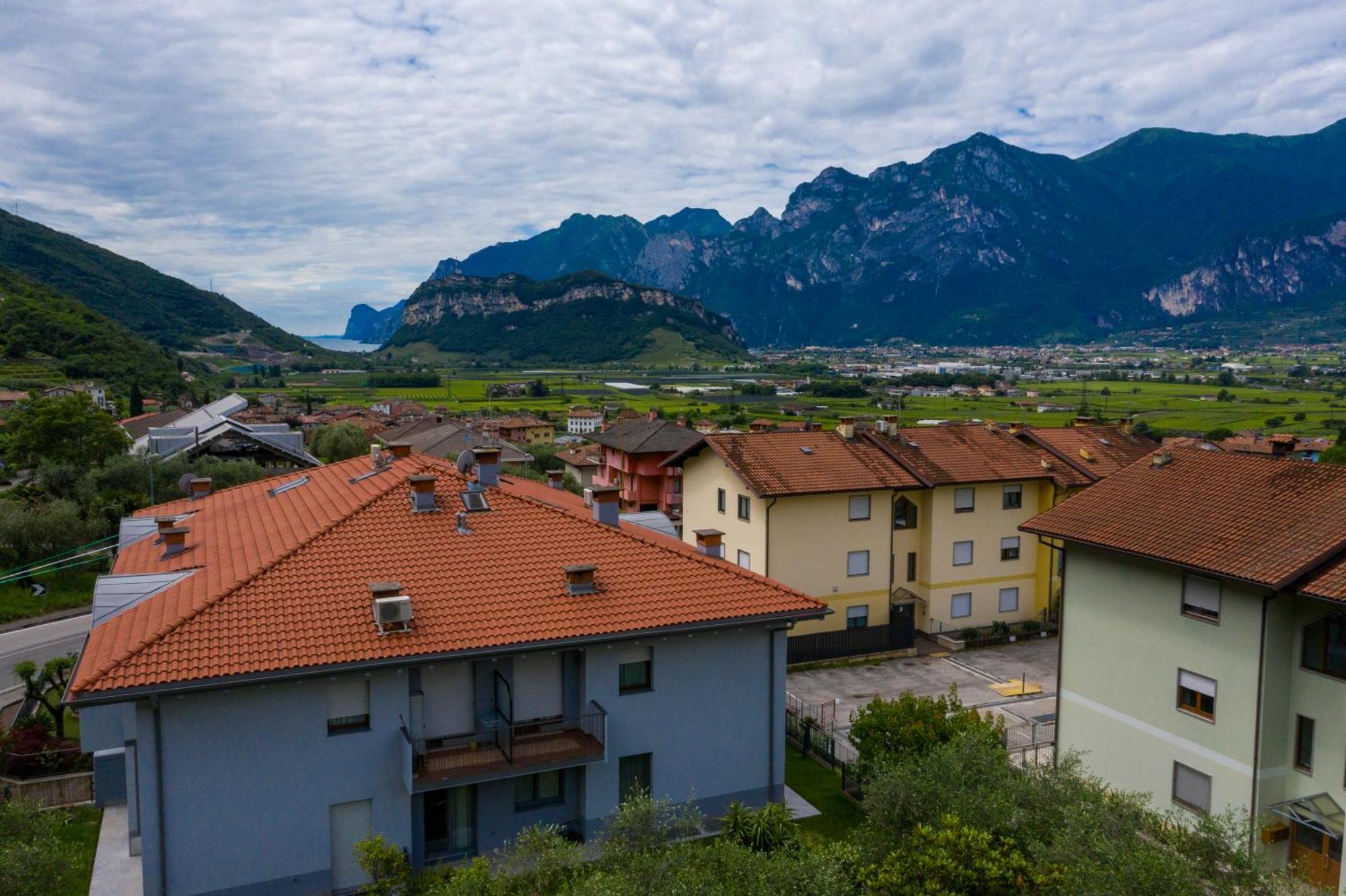 Villa La Torretta Arco Esterno foto