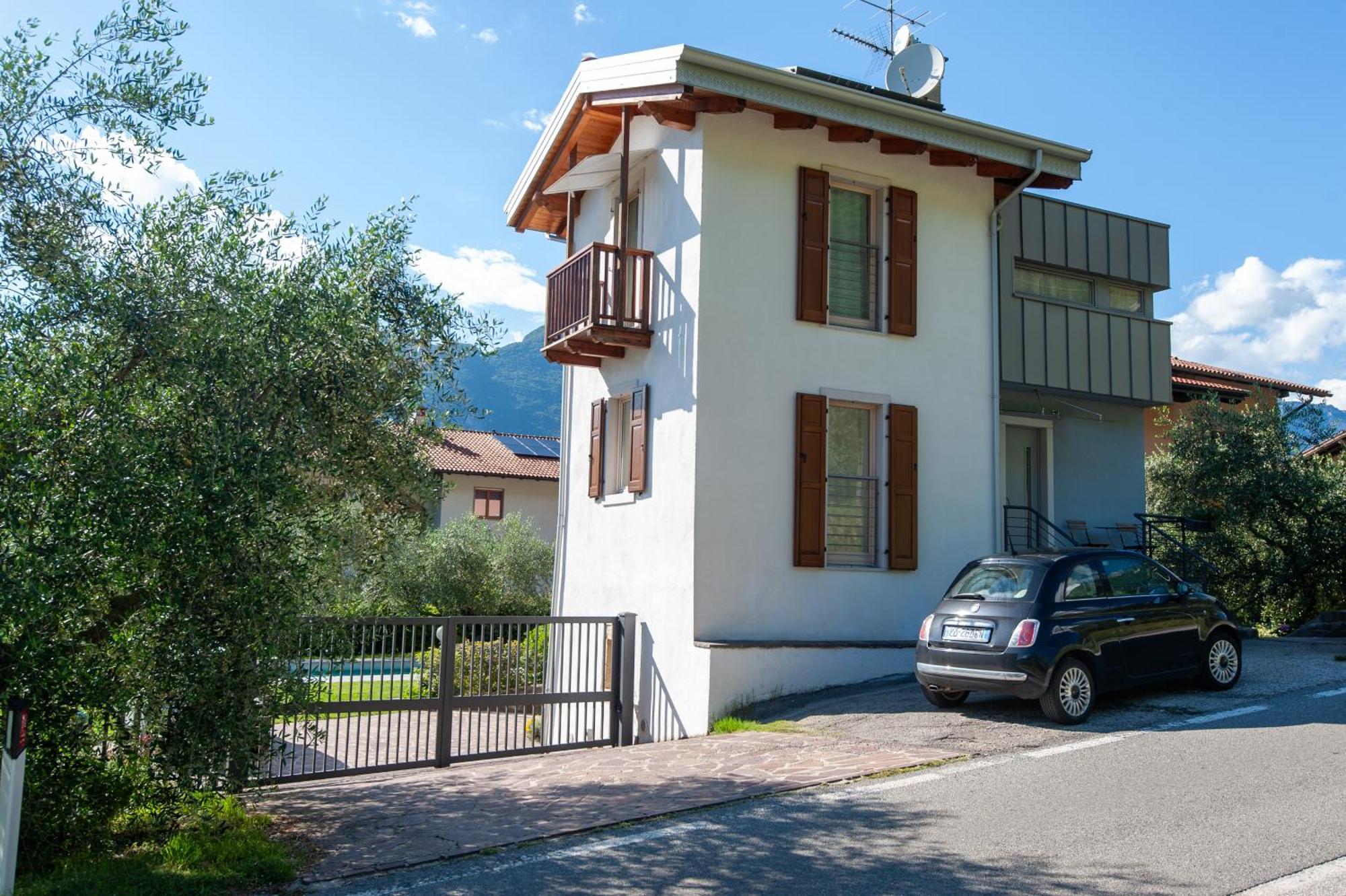 Villa La Torretta Arco Esterno foto